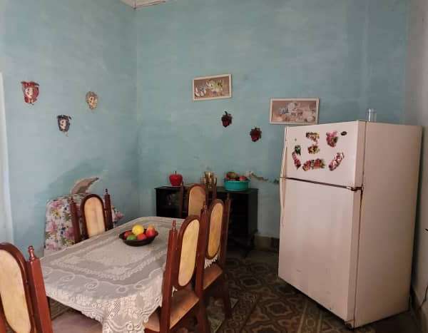 Casa de 3 cuartos y 2 baños por $ 16.000