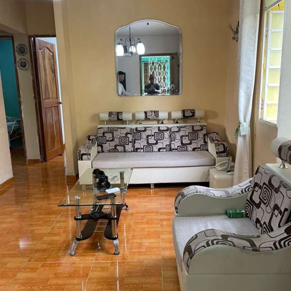 Apartamento de 2 cuartos y 1 baño por $ 23.000
