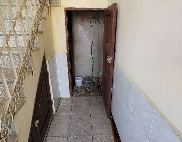 Casa de 3 cuartos y 2 baños por $ 10.000