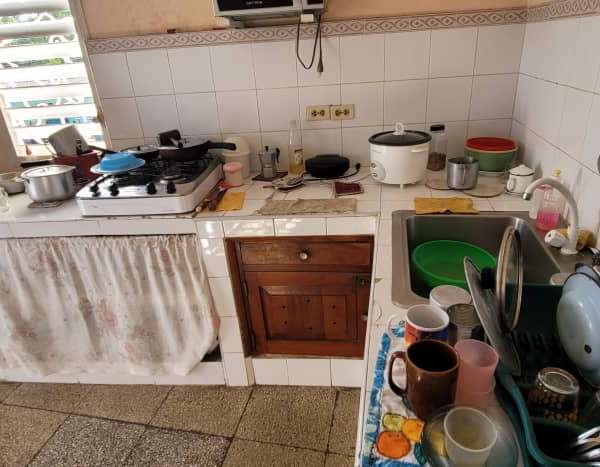 Casa de 3 cuartos y 2 baños por $ 10.000