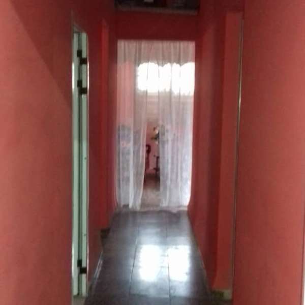 Casa de 4 cuartos, 4 baños y 3 garajes por $ 80.000