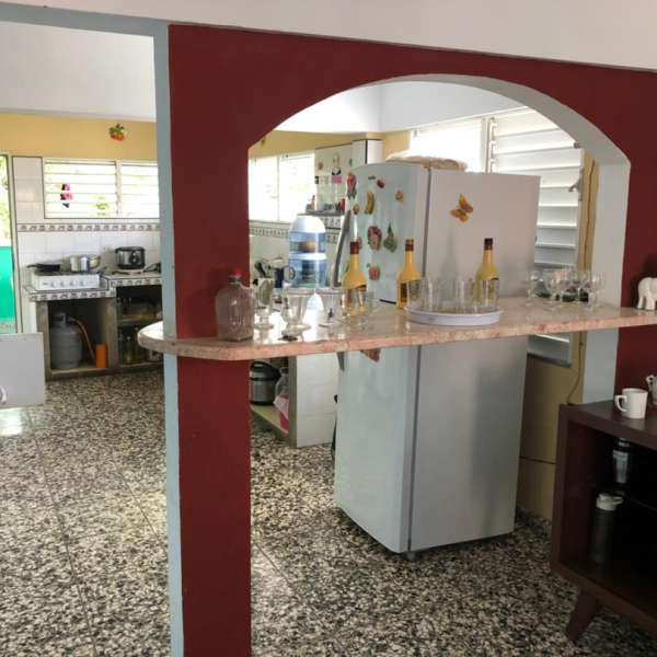 Casa de 3 cuartos, 1 baño y 0 garajes por $ 30.000