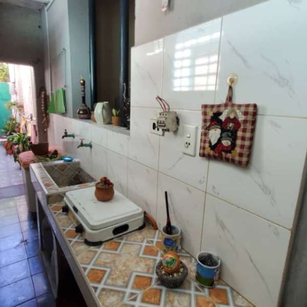 Casa de 3 cuartos, 3 baños y 0 garajes por $ 50.000
