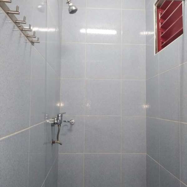 Casa de 3 cuartos, 2 baños y 0 garajes por $ 20.000