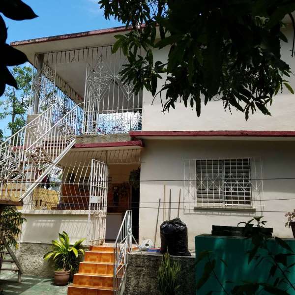Casa de 4 cuartos, 2 baños y 0 garajes por $ 65.000