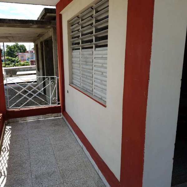 Casa de 4 cuartos, 2 baños y 0 garajes por $ 45.000