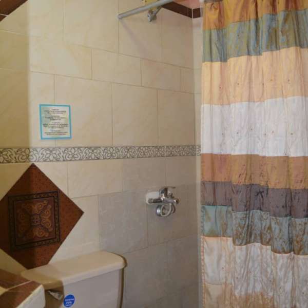 Casa de 4 cuartos y 5 baños por $ 45.000