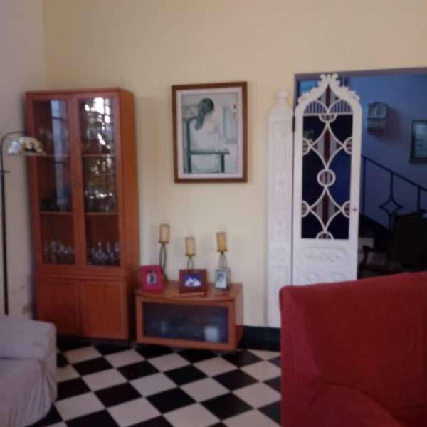 Casa de 4 cuartos, 5 baños y 1 garaje por $ 390.000