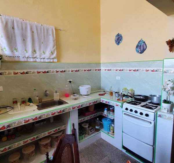 Casa de 3 cuartos y 1 baño por $ 60.000