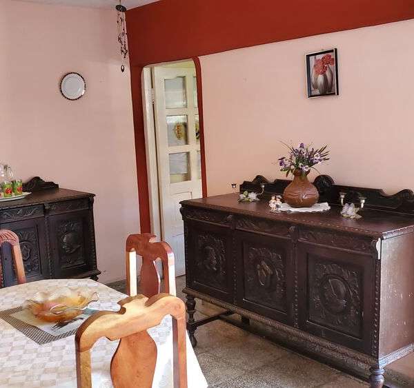 Casa de 4 cuartos y 2 baños por $ 20.000