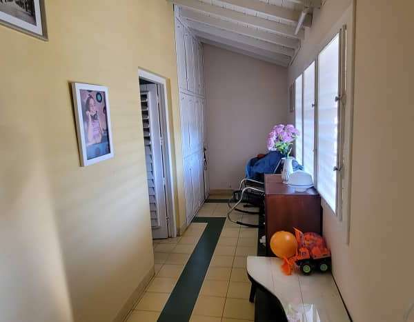 Casa de 4 cuartos, 4 baños y 0 garajes por $ 120.000