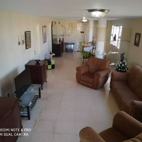 Apartamento de 4 cuartos, 3 baños y 0 garajes por $ 150.000