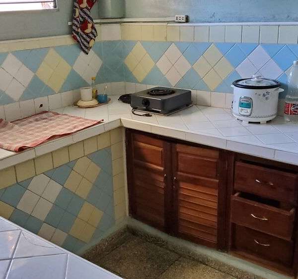 Casa de 4 cuartos y 2 baños por $ 20.000