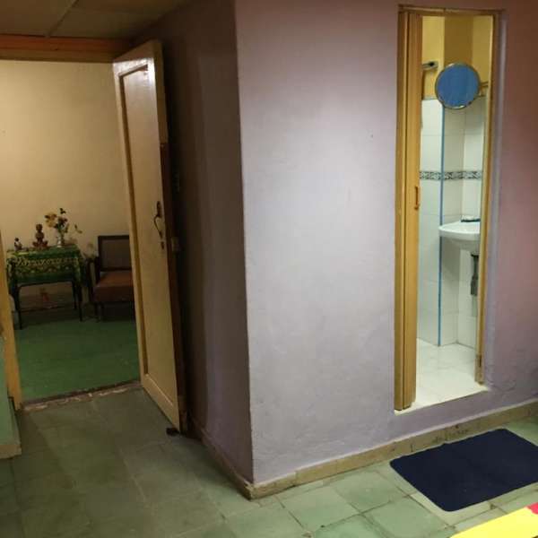 Casa de 4 cuartos, 2 baños y 0 garajes por $ 90.000