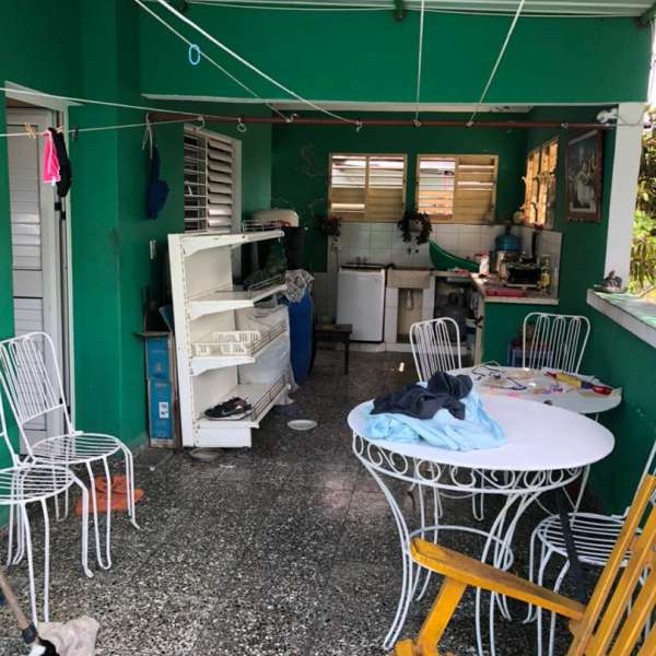 Casa de 3 cuartos, 1 baño y 0 garajes por $ 30.000