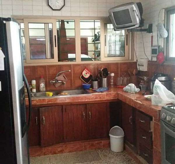 Casa de 5 cuartos, 2 baños y 1 garaje por $ 400.000