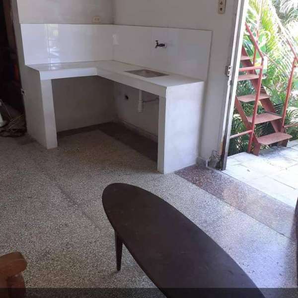 Casa de 4 cuartos, 3 baños y 1 garaje por $ 100.000