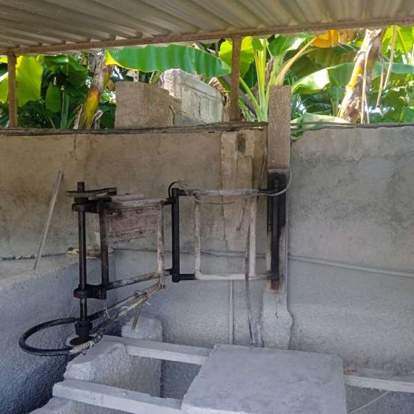 Casa de 2 cuartos y 1 baño por $ 10.000