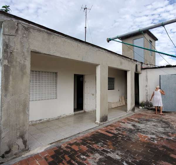 Casa de 3 cuartos, 2 baños y 1 garaje por $ 110.000