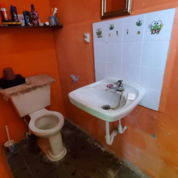 Casa de 2 cuartos, 2 baños y 1 garaje por $ 21.000