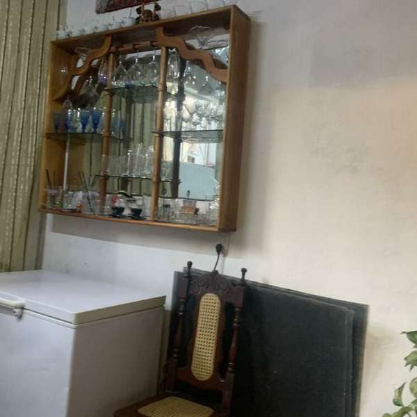 Casa de 6 cuartos, 4 baños y 0 garajes por $ 230.000