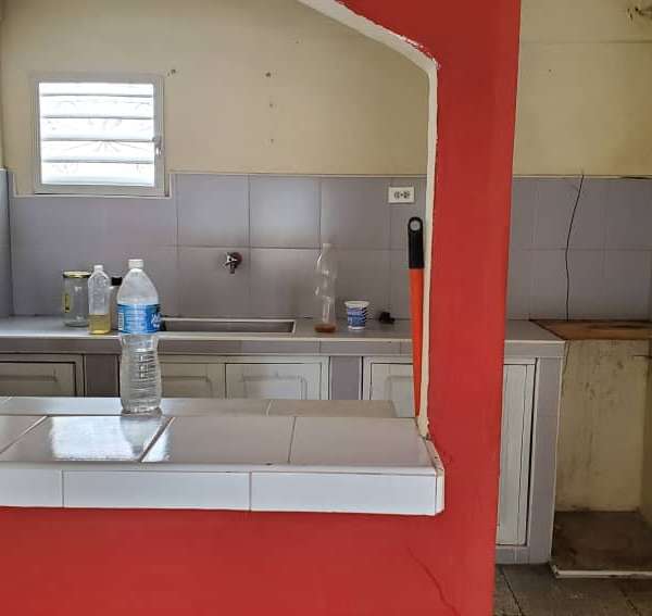 Casa de 2 cuartos, 2 baños y 0 garajes por $ 45.000
