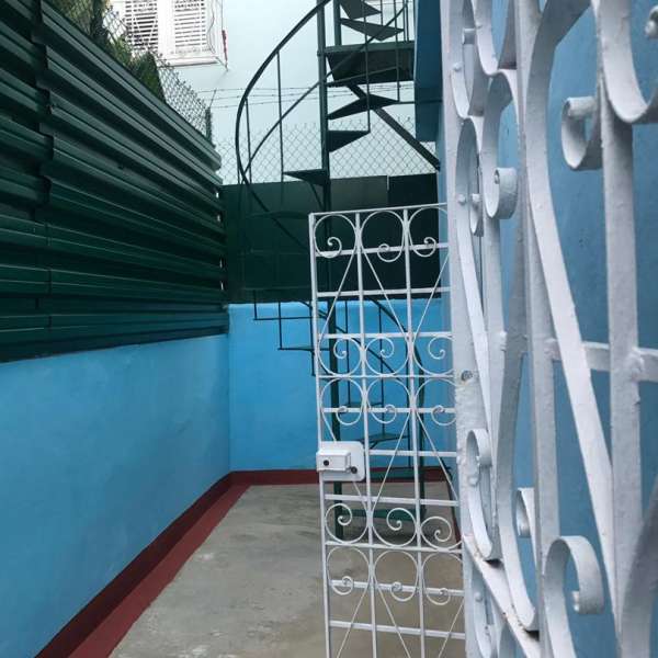 Casa de 4 cuartos, 4 baños y 1 garaje por $ 350.000
