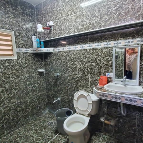 Casa de 1 cuarto y 1 baño por $ 11.000
