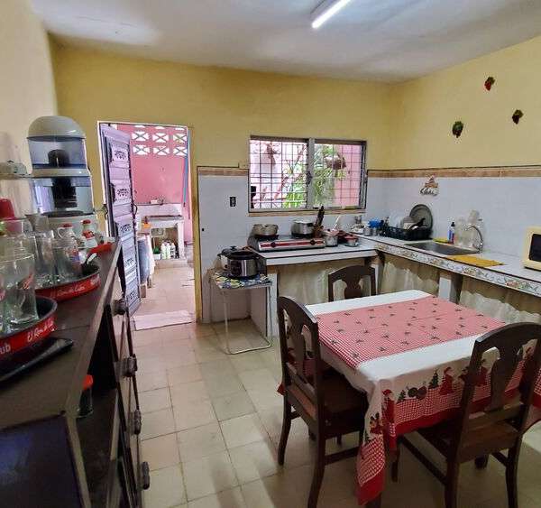 Casa de 4 cuartos y 2 baños por $ 18.000