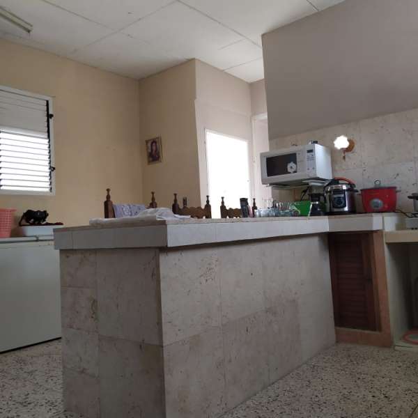 Casa de 3 cuartos, 1 baño y 0 garajes por $ 30.000