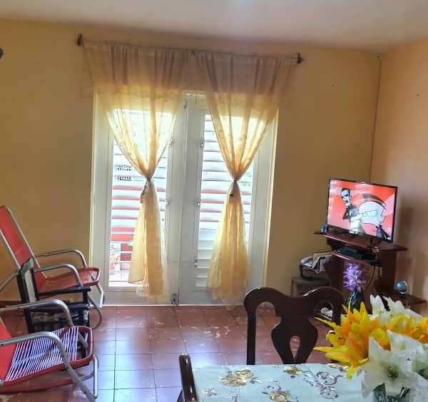 Apartamento de 3 cuartos y 1 baño por $ 16.000