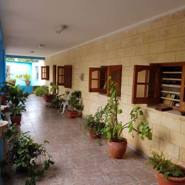 Casa de 4 cuartos, 4 baños y 1 garaje por $ 240.000