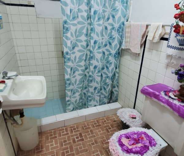 Casa de 1 cuarto, 1 baño y 0 garajes por $ 14.000