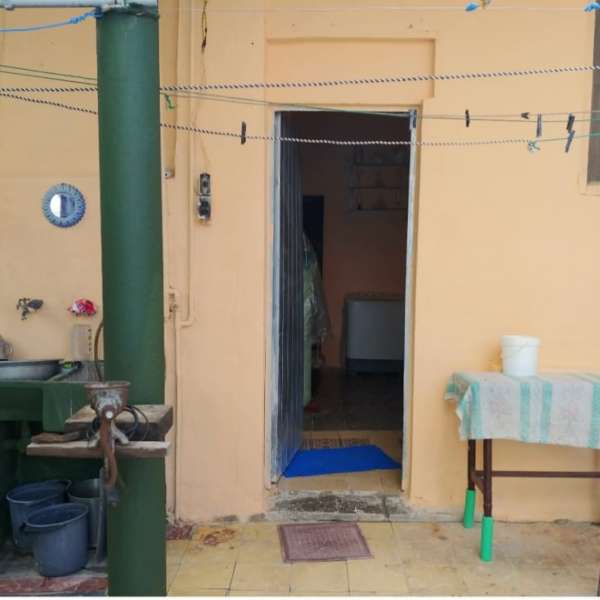 Casa de 4 cuartos, 2 baños y 0 garajes por $ 22.000