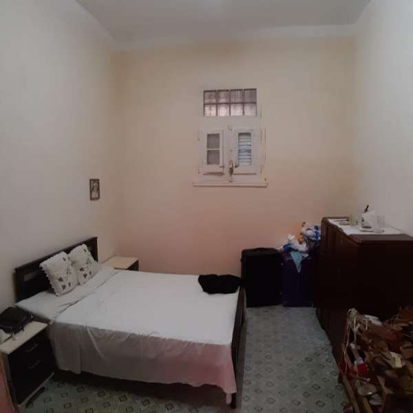 Casa de 6 cuartos, 3 baños y 0 garajes por $ 200.000