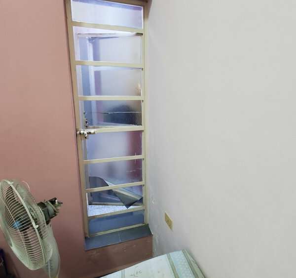 Casa de 4 cuartos, 2 baños y 0 garajes por $ 42.000