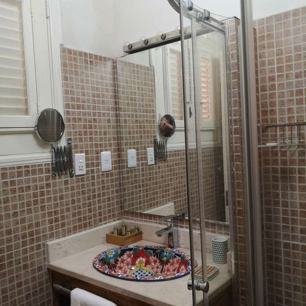 Casa de 4 cuartos, 4 baños y 1 garaje por $ 315.000