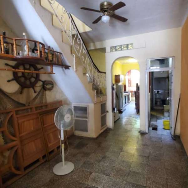 Casa de 4 cuartos y 5 baños por $ 30.000