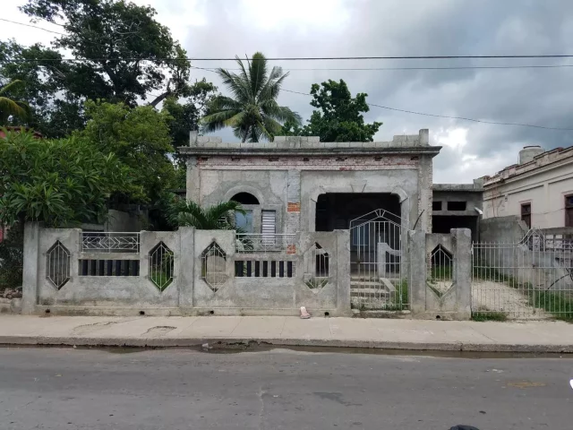 Foto en Casa de 3 cuartos, 3 baños y 1 garaje por $ 25.000