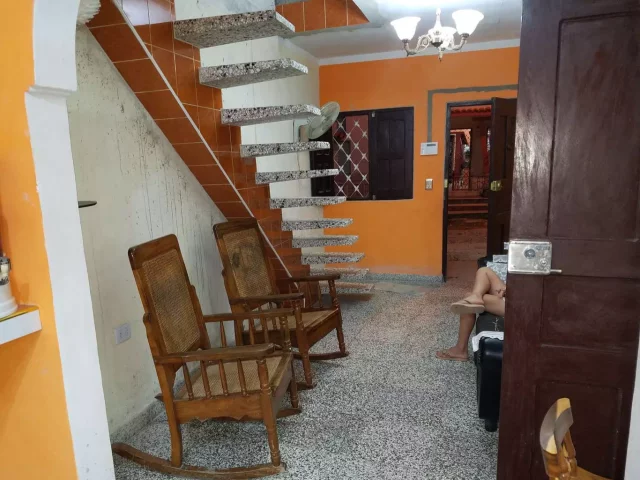 Foto en Casa de 4 cuartos, 4 baños y 1 garaje por $ 50.000