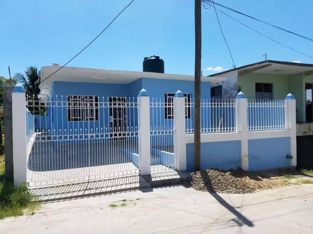 Foto en Casa de 3 cuartos, 2 baños y 1 garaje por $ 65.000