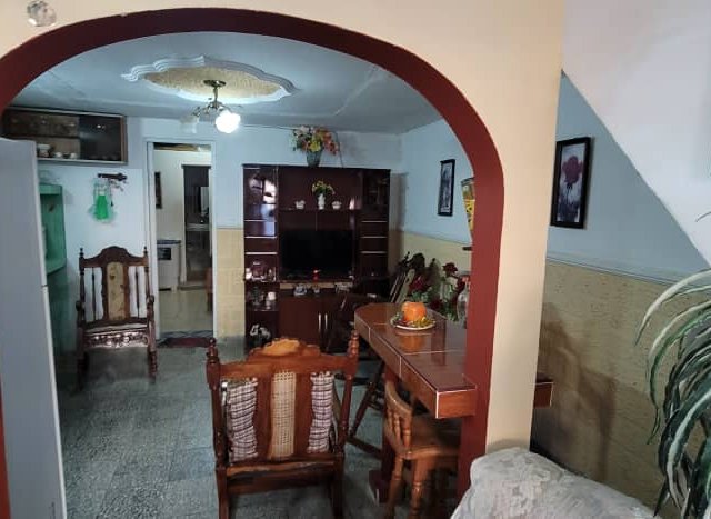 Picture on Casa de  2 cuartos y 2 baños por $ 8.000 en Cienfuegos