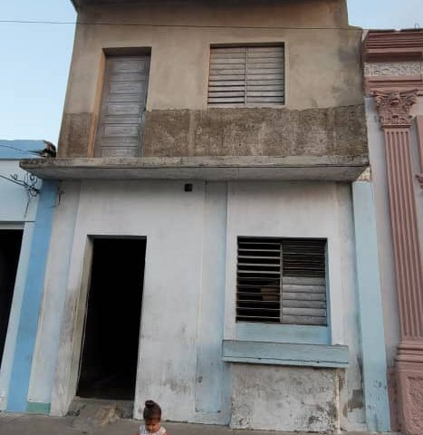 Picture on Casa de  4 cuartos y 2 baños por $ 12.000 en Cienfuegos