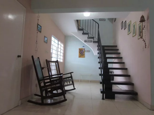 Foto en Casa de  3 cuartos, 2 baños y 1 garaje por $ 60.000 en La Habana