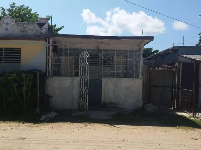 Foto en Casa de 1 cuarto y 1 baño por $ 4.000