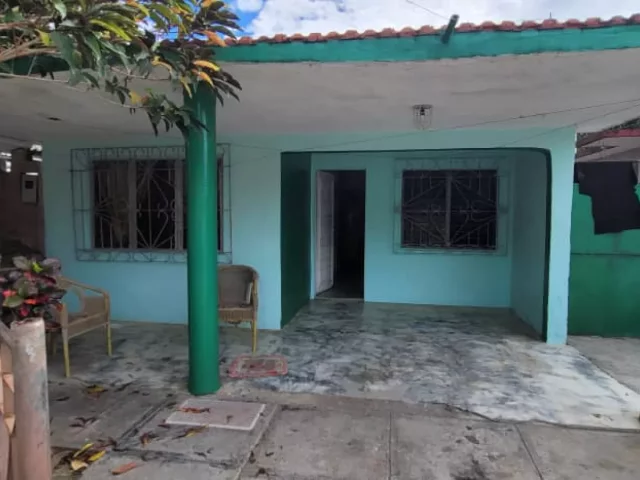Foto en Casa de  2 cuartos, 1 baño y 1 garaje por $ 10.000 en Cienfuegos