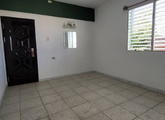 Picture on Casa de  3 cuartos y 3 baños por $ 30.000 en Cienfuegos