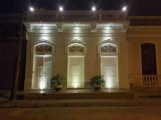 Foto en Casa de 5 cuartos y 5 baños por $ 230.000 en La Gloria, Cienfuegos, Cienfuegos