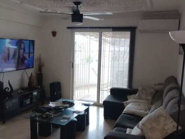 Foto en Apartamento de 3 cuartos y 2 baños por $ 45.000 en Playa, La Habana