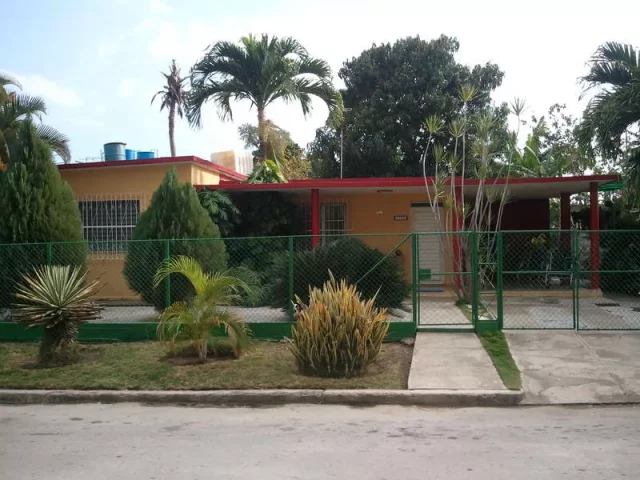 Foto en Casa de 3 cuartos, 2 baños y 1 garaje por $ 75.000